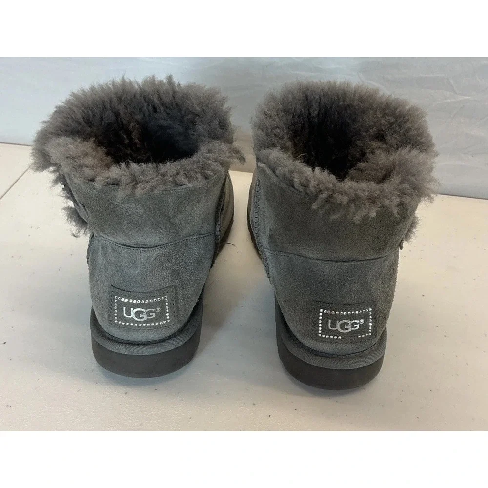 UGG Mini Bailey Button Bling Gray Sheepskin Boots Women's Size 7‎